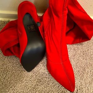 Red Thigh High point toe heels 🔥